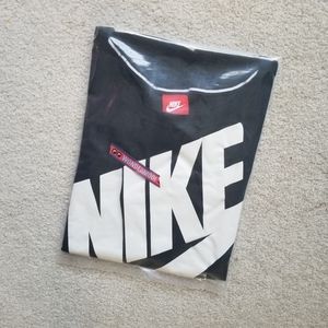 Nike Big Logo T-Shirt